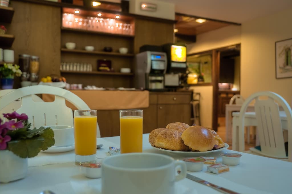 Le Faubourg Hotel  - photo 22