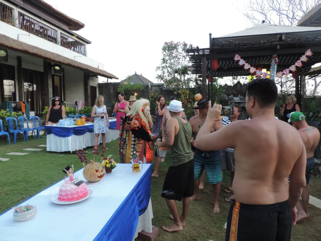 Hill Dance Bali American Hotel - photo 10