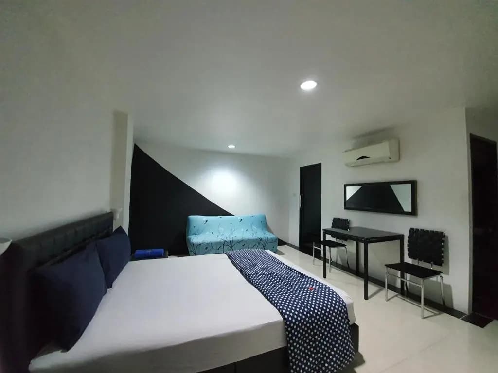 @Room Apartment - photo 5