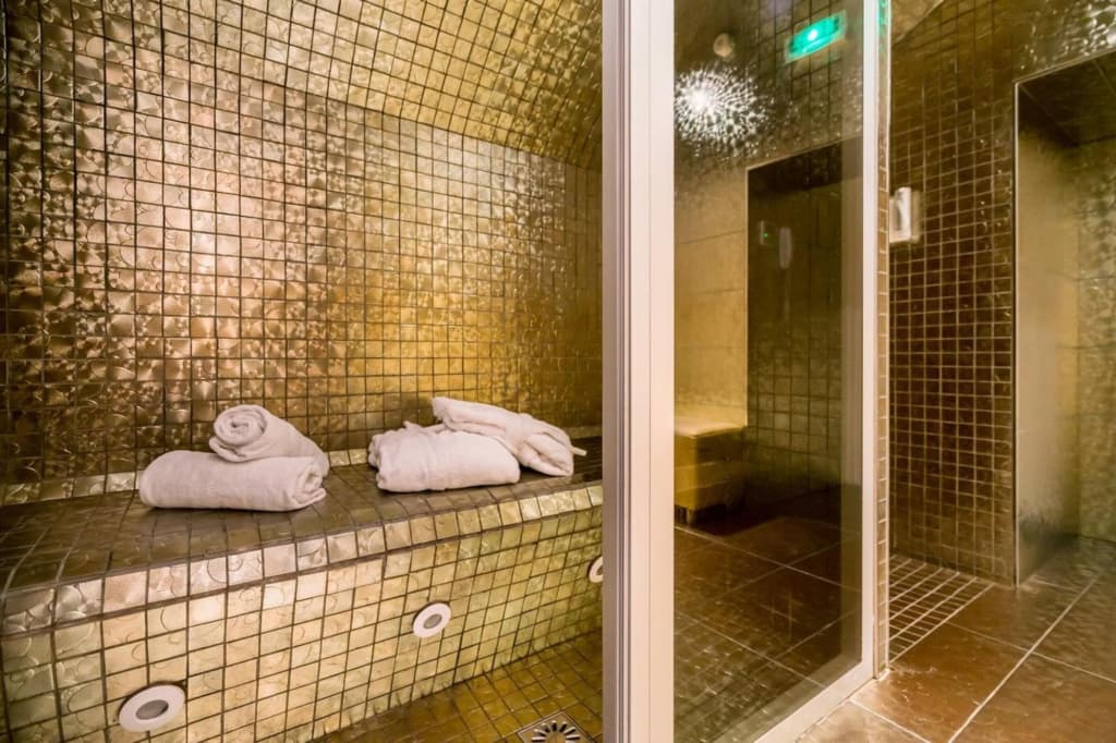 Hotel Les Bulles de Paris - photo 40