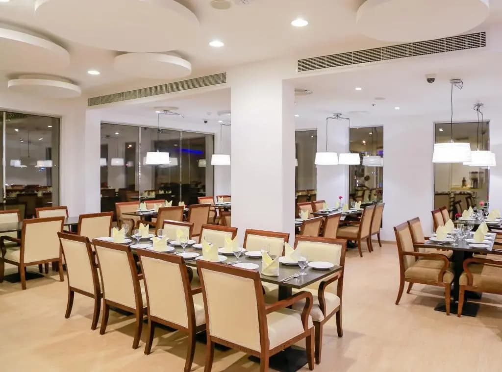 Muscat Inn Hotel - photo 17
