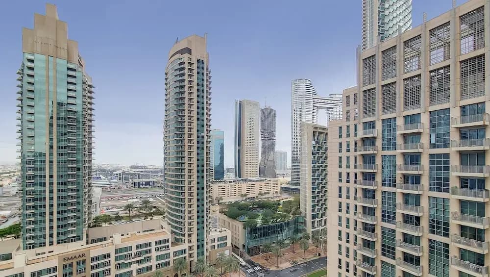 Manzil -Cozy 1BR Apt w/ Downtown Skyline Burj View - photo 12
