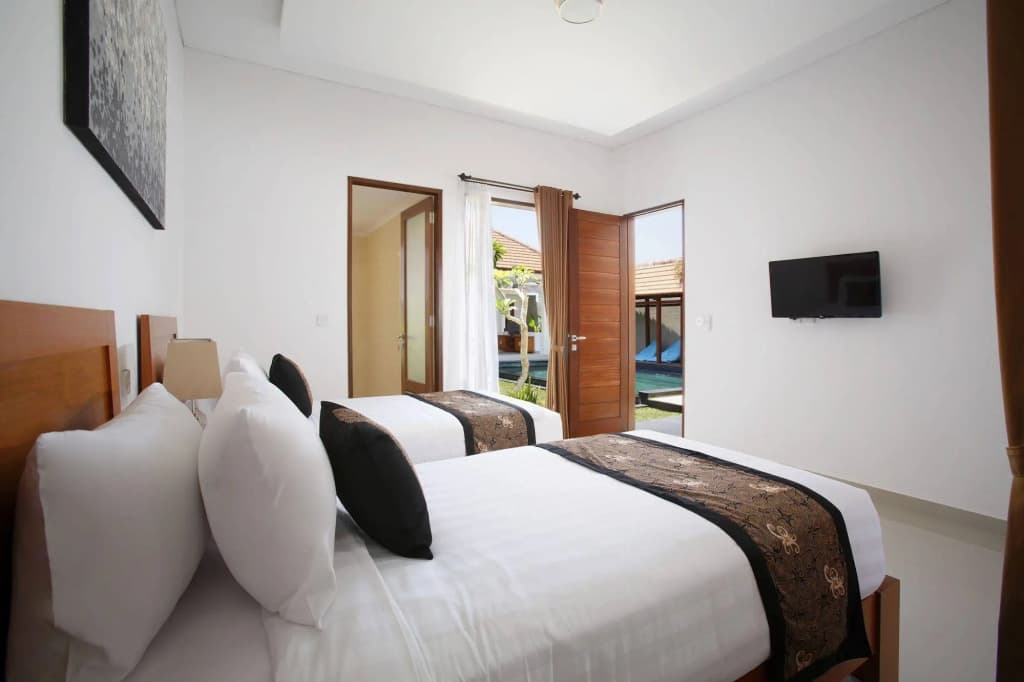Kubu Manggala Villas Seminyak - photo 5