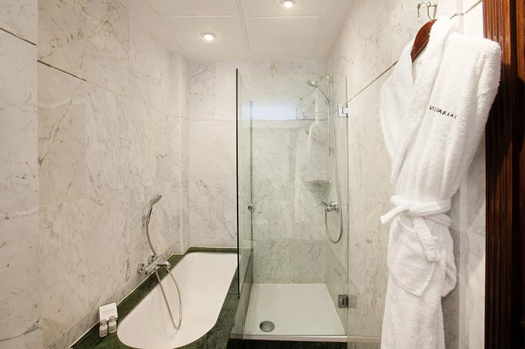 The Hotel Villa Real - photo 10