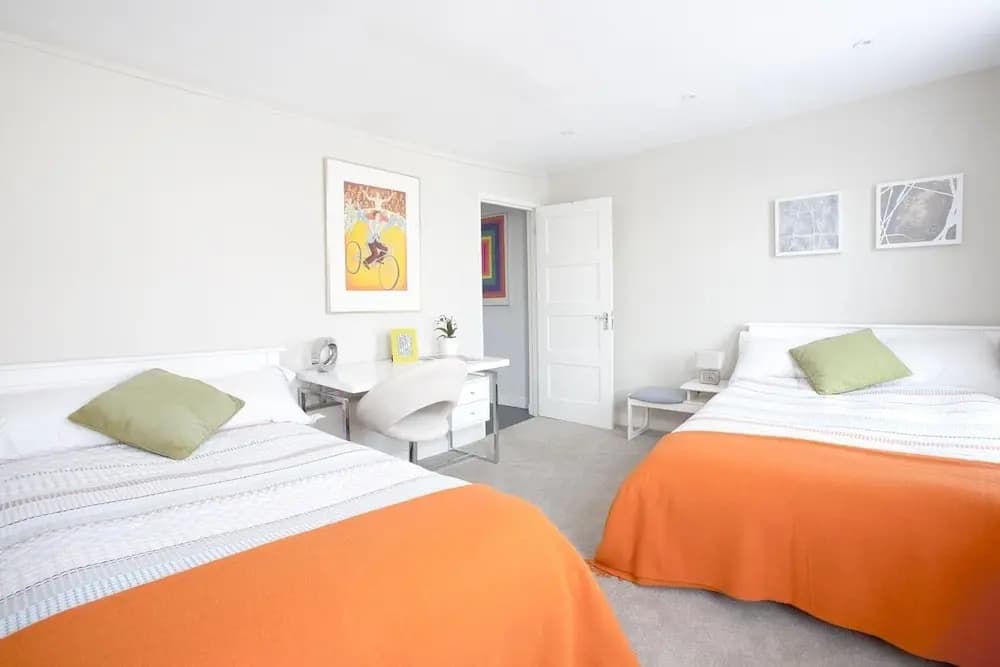 Central Apartment with Wifi - photo 4