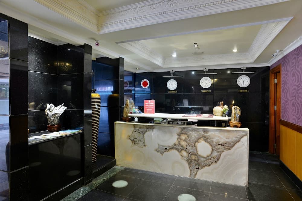 ZEN Rooms Basic Near Sunter Mall - photo 20