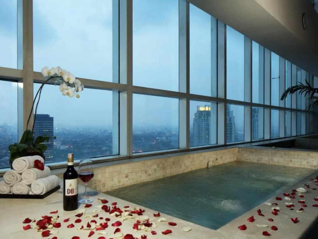 The Mayflower, Jakarta - Marriott Executive Apt - photo 12