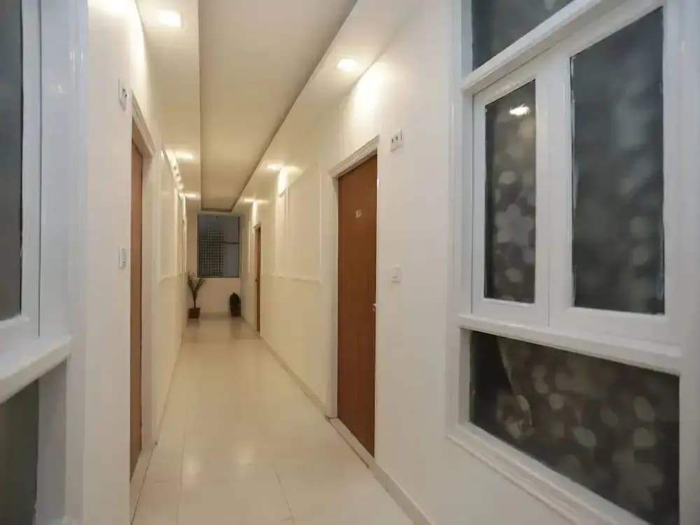 Hotel Gaurav Continental - photo 11