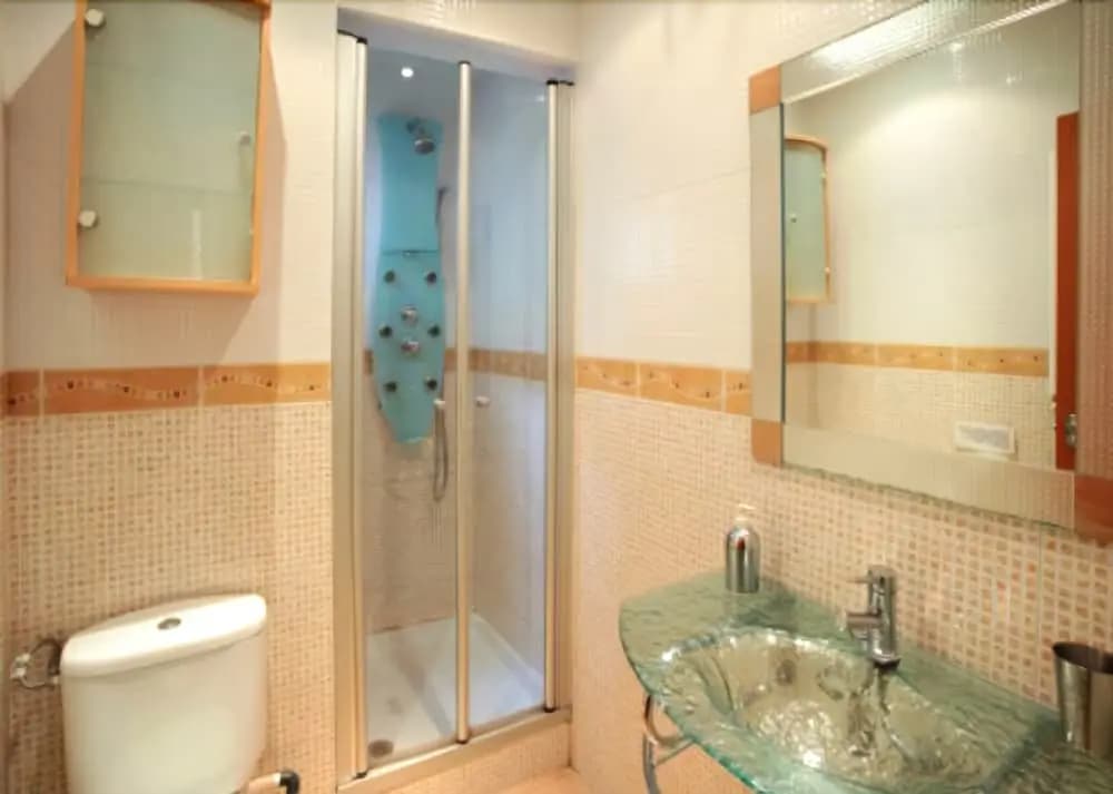 Old town Ramblas Apartments - photo 6
