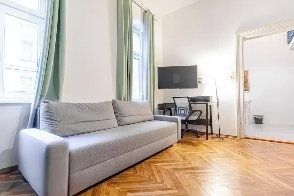 Elegant 1BR Apt Steps from Praterstern - photo 6