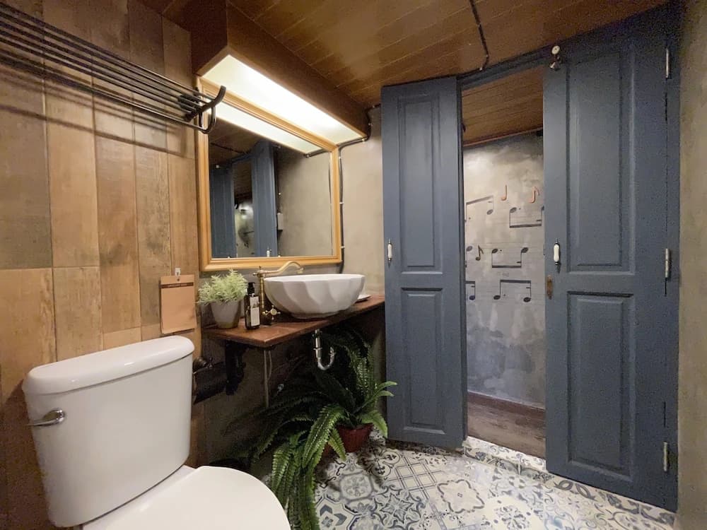 Central Old Town Cottage - photo 8