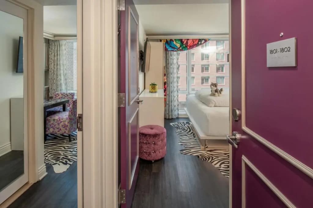 Staypineapple, An Artful Hotel, Midtown - photo 32