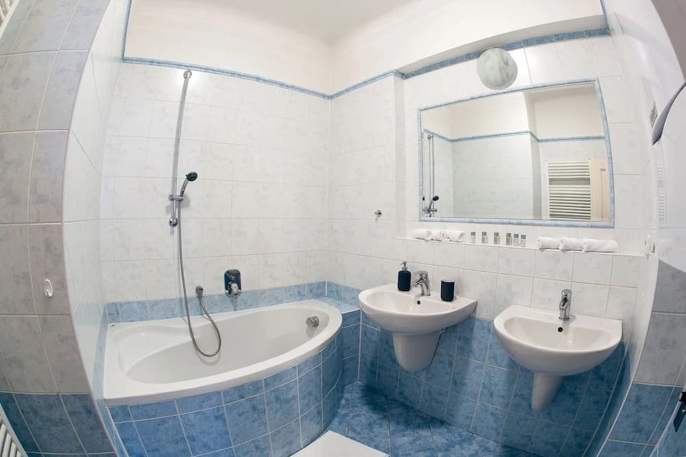 St. Nicholas Church view apartment - photo 9