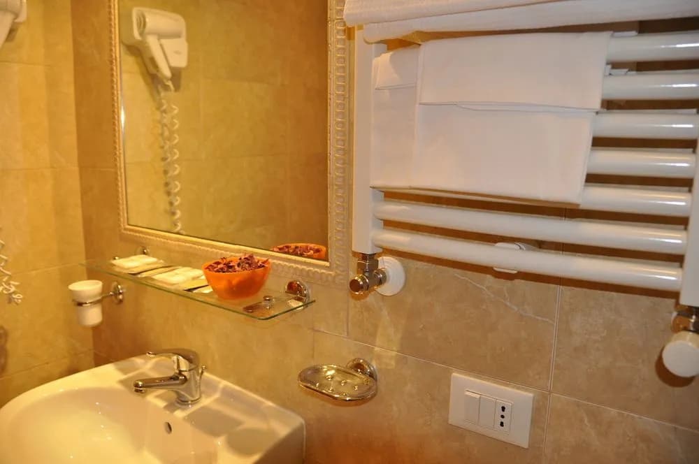 Tiffany Roma Suite - photo 15