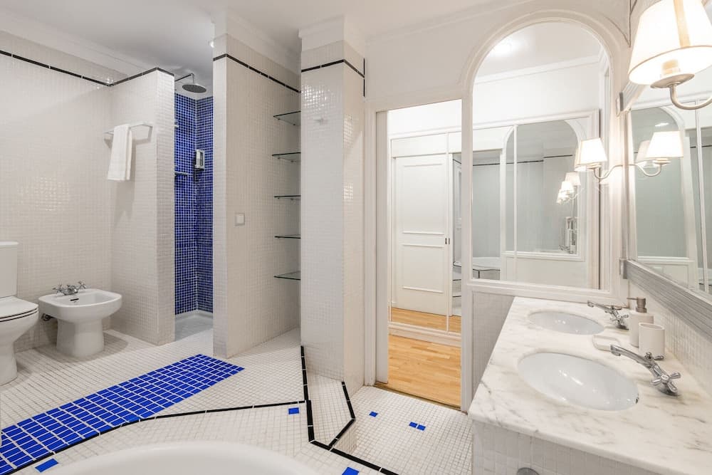 Balmes Apartment by Olala Homes - photo 7