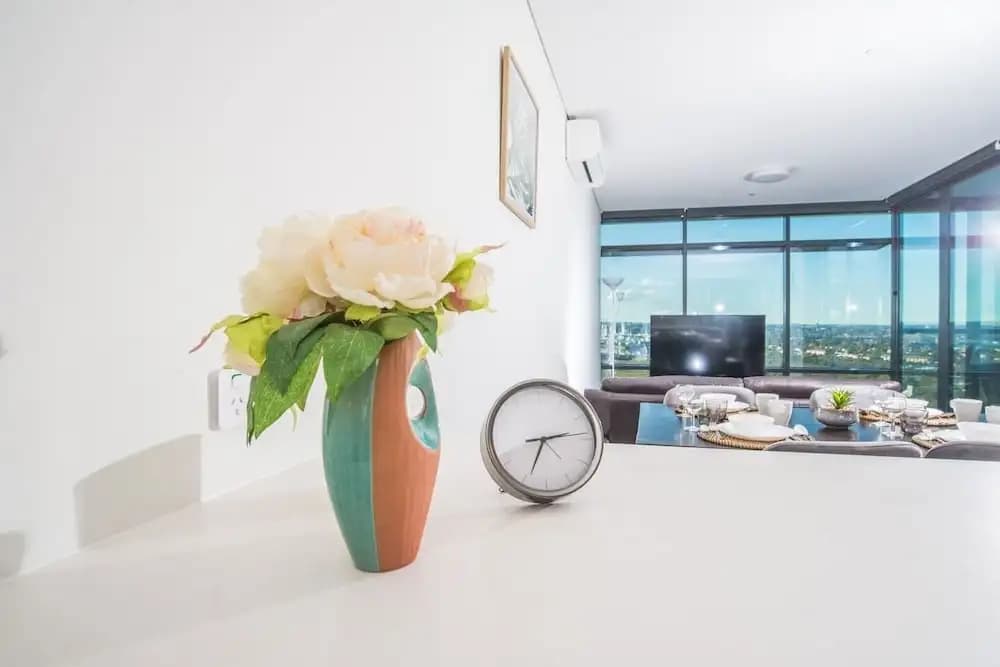 2bed1bath High-end APT at Olympic Parkviews+p - photo 1