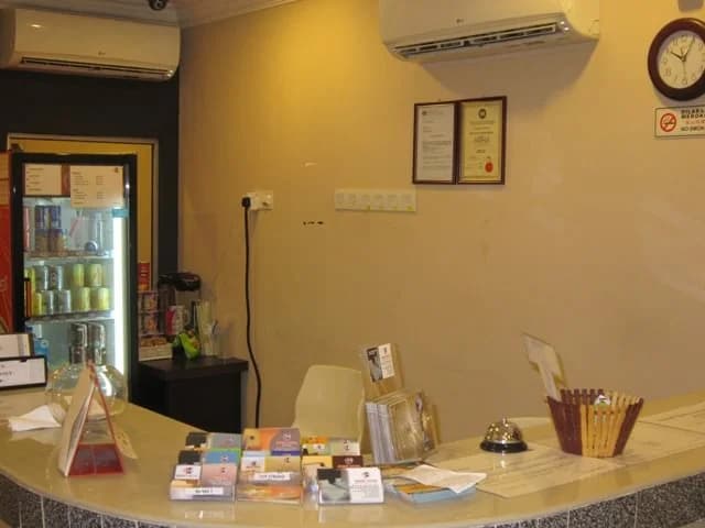 Three Top Hotel - photo 5