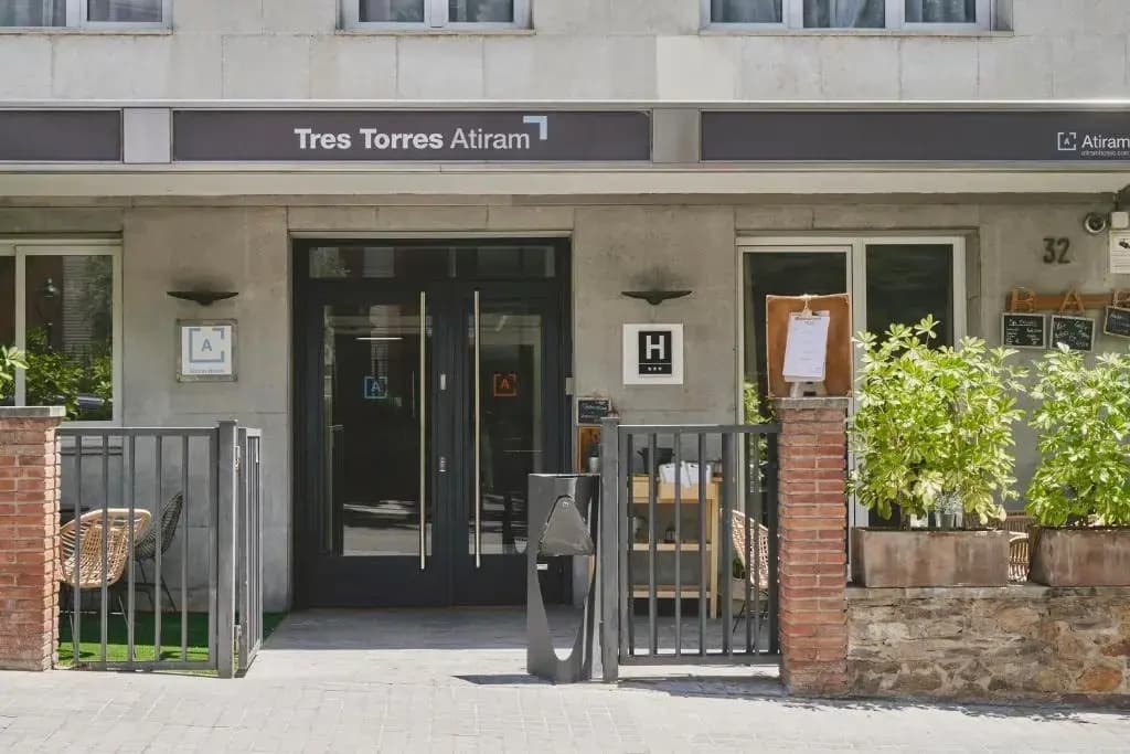 Tres Torres Atiram Hotel - photo 36