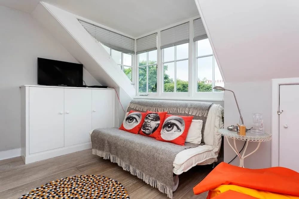Eton Villas - photo 2