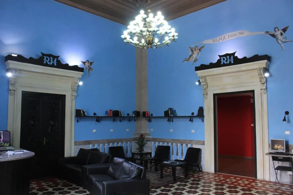 The Roma House - photo 29