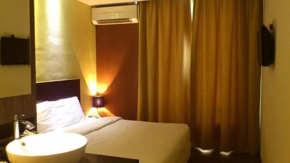 Zotel Business & Leisure Hotel - photo 7