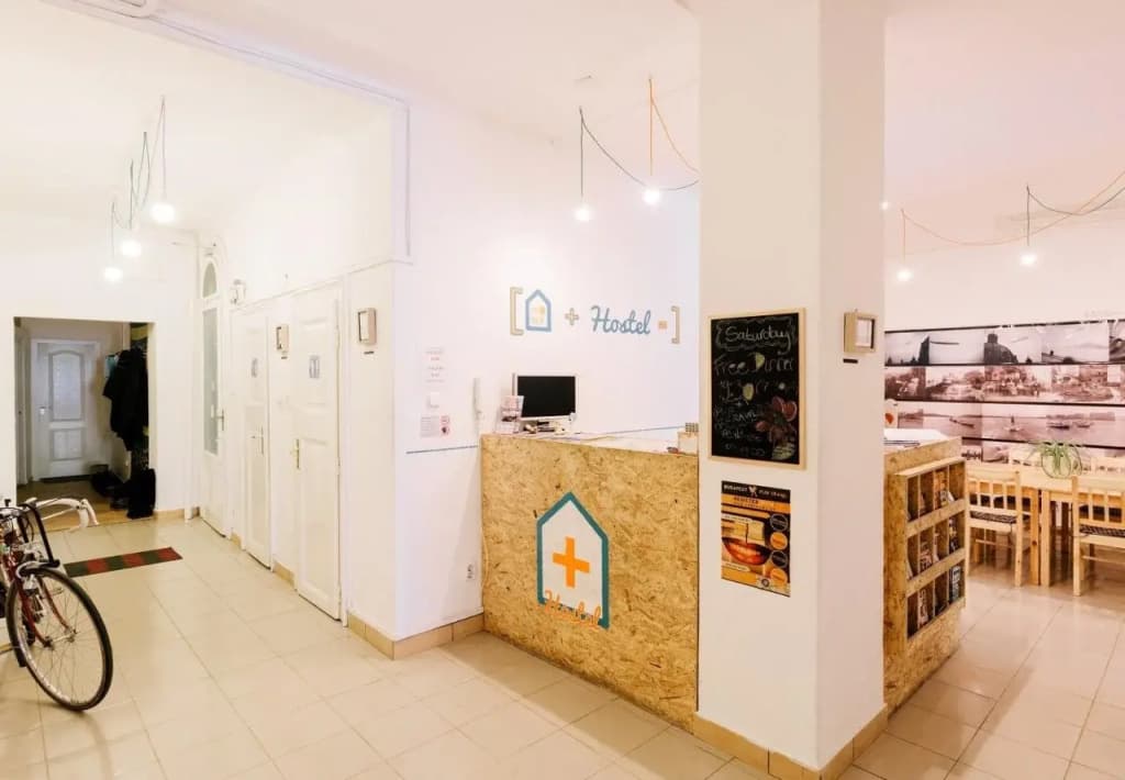 Home Plus Hostel - photo 21