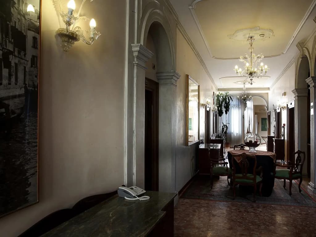 Hotel Ateneo - photo 12
