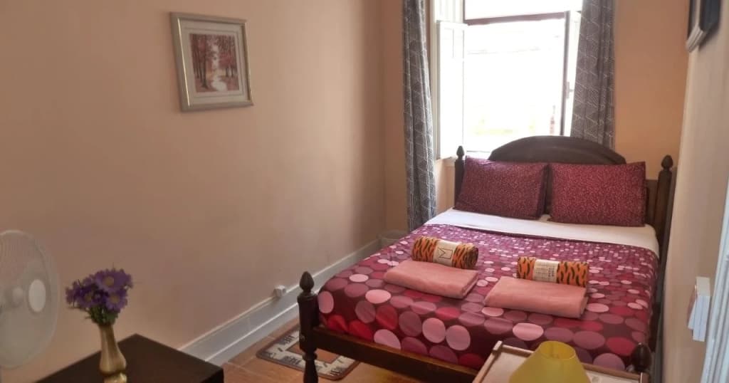 Midtown Guest House - photo 8