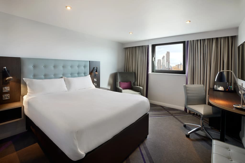 Premier Inn Edinburgh City Centre(York Place) - photo 4
