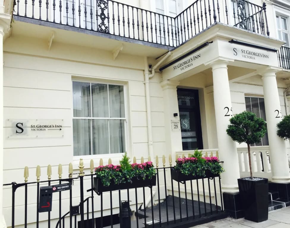 St George's Inn Victoria - main photo