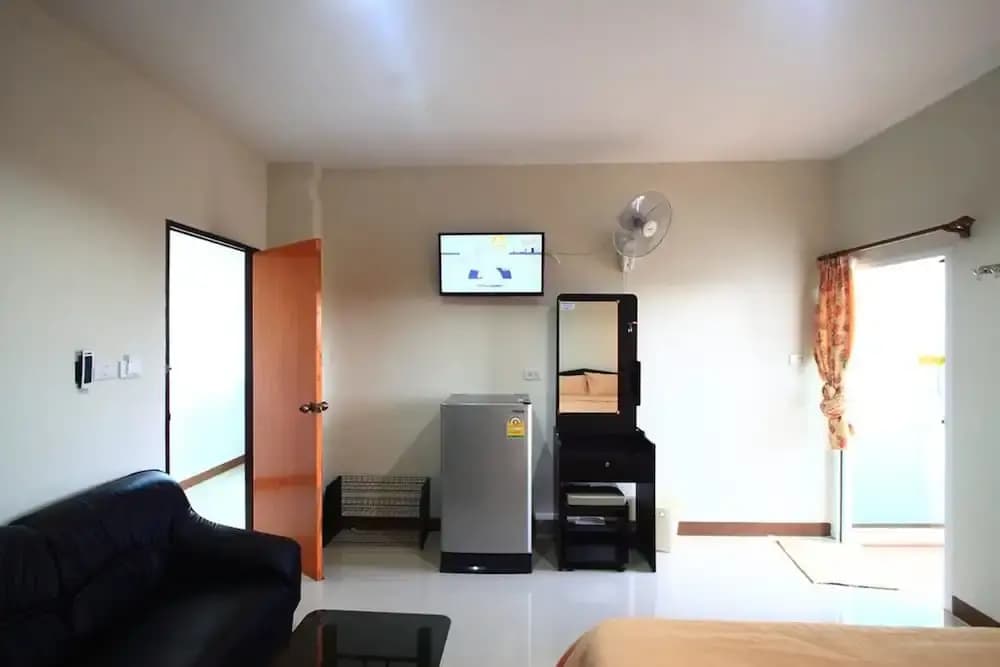 Baan Yuwanda Phuket Resort - photo 2