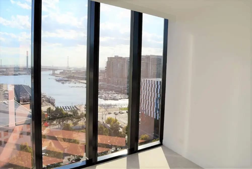 ReadySet Apartments at Stadium - photo 6