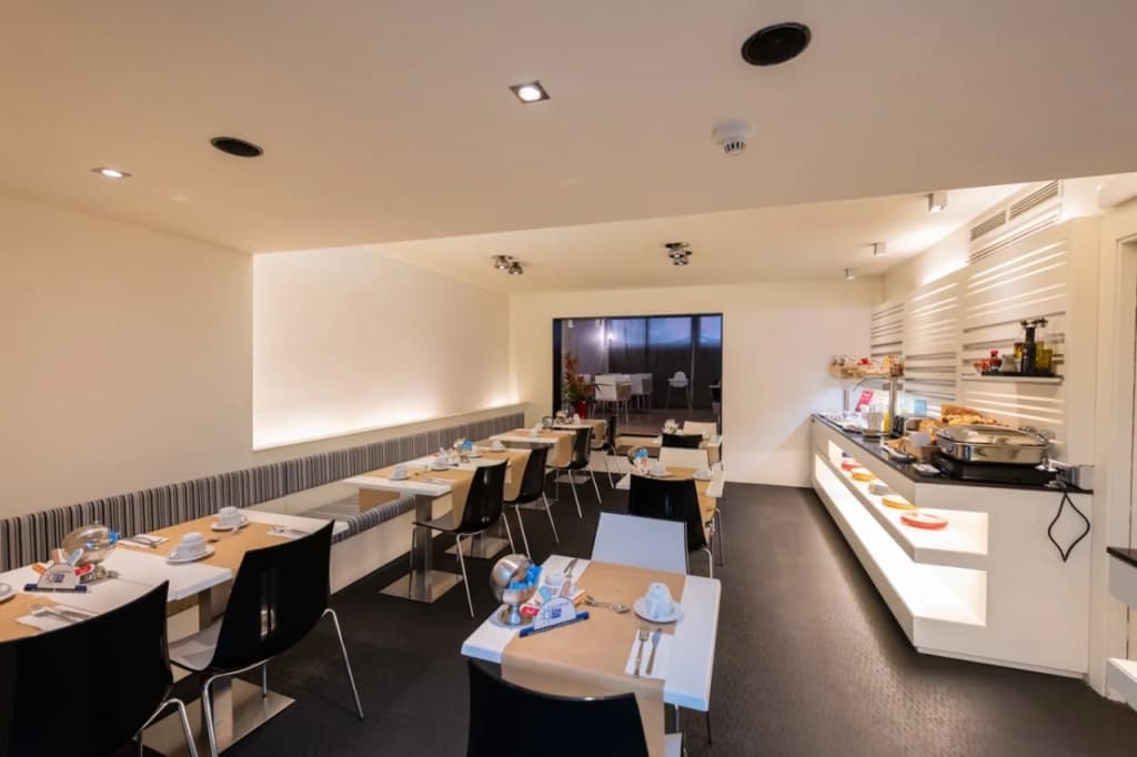 Atenea Rekord Suites Barcelona - photo 24