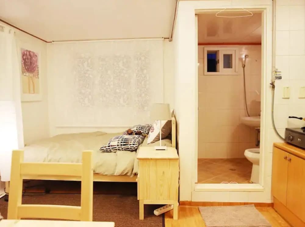 JJ's Studio in Hongdae - photo 1