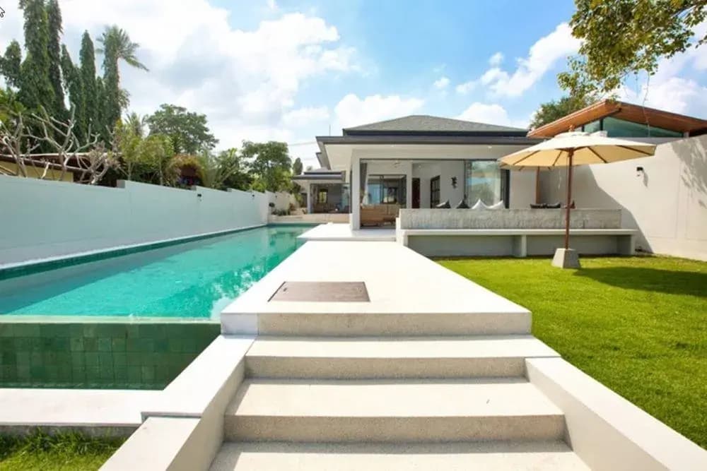 1 Bedroom Beautiful Beachfront Villa - photo 10