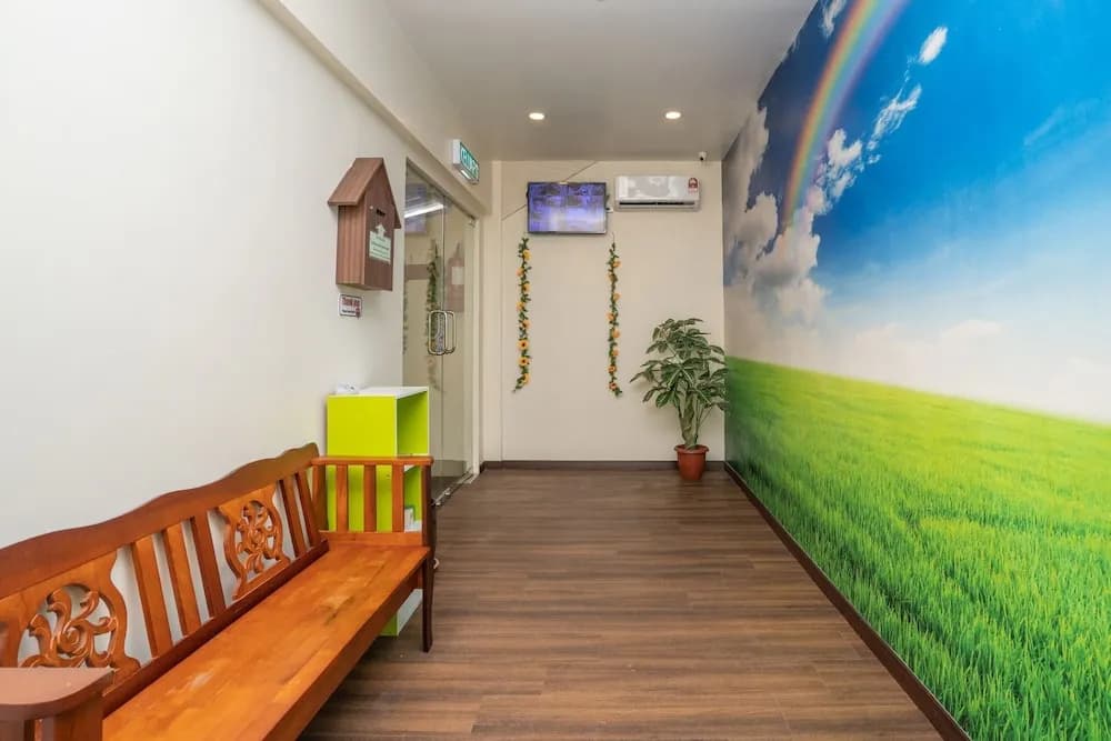 OYO 89410 Z&H Homestay - photo 12