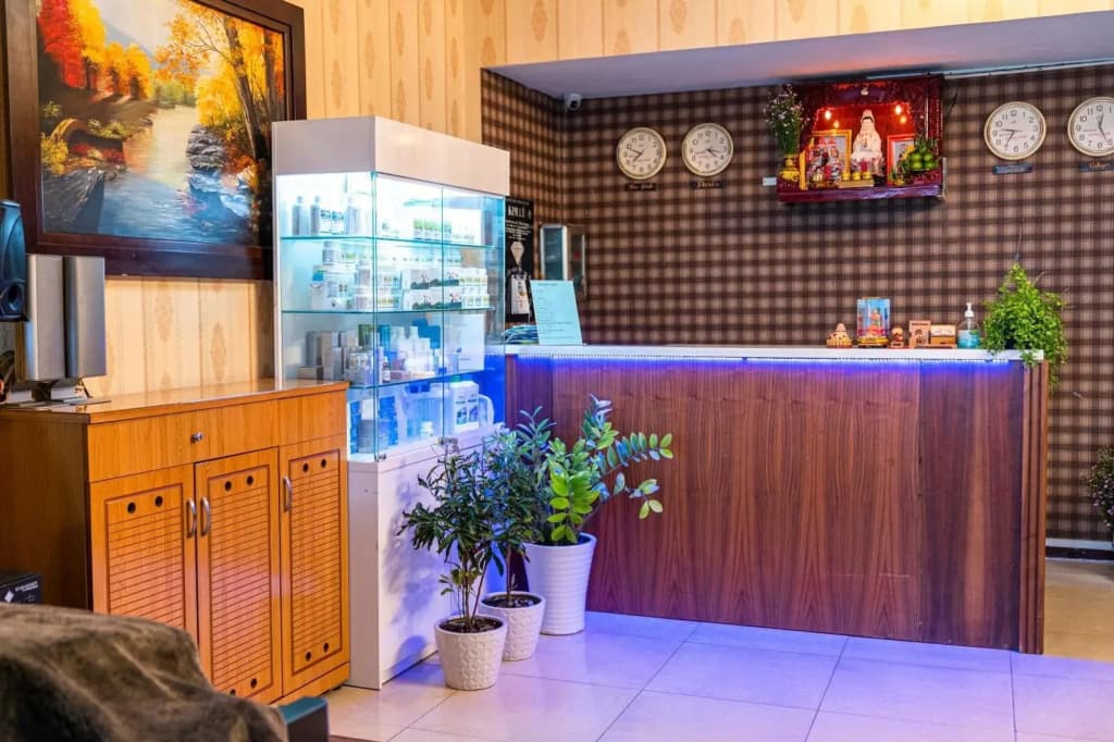 Long Son Hotel - photo 1