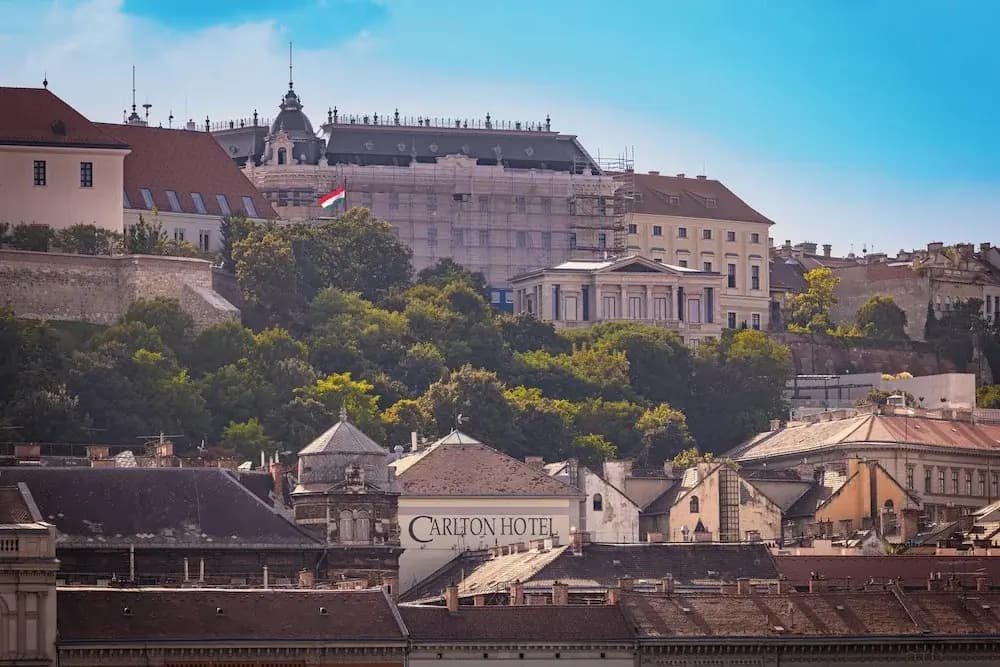 Carlton Hotel Buda Castle - photo 1