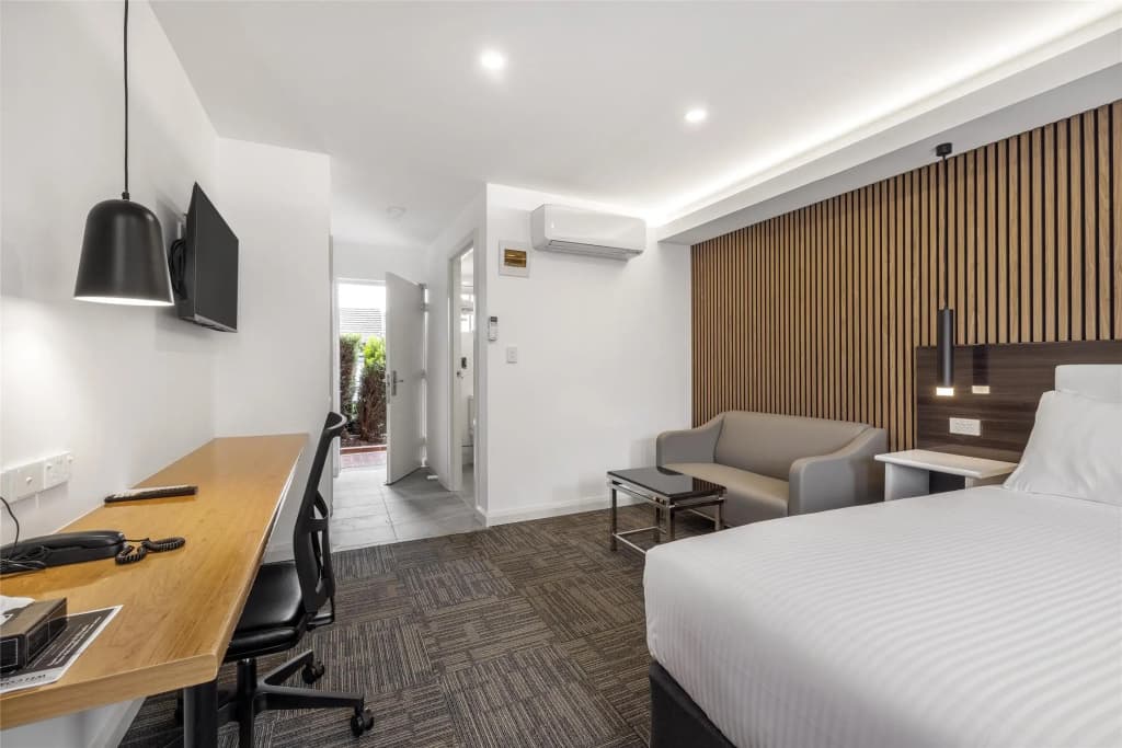 Best Western Plus Buckingham International - photo 39