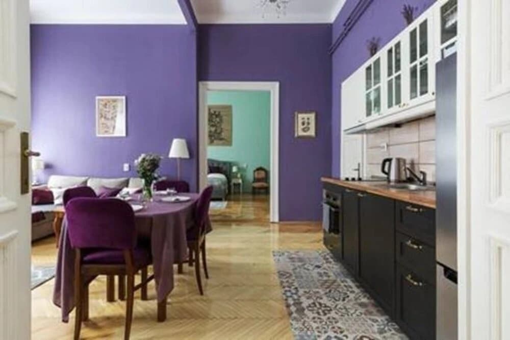 Luxury & Spacious Eclectic Style Apartment - photo 12