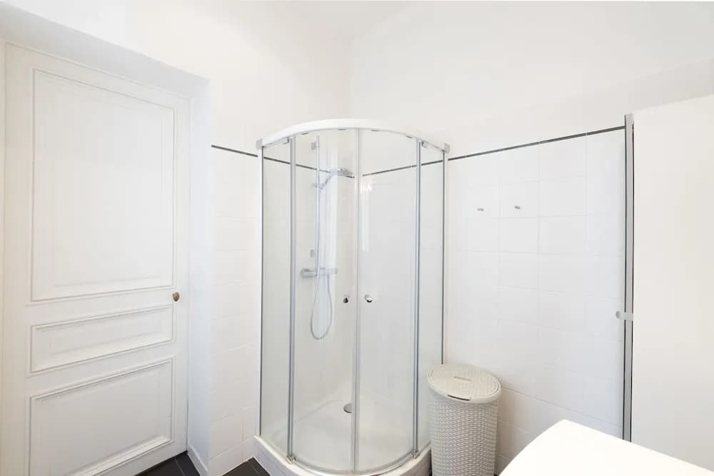 Duplex Near Trocadero - photo 7