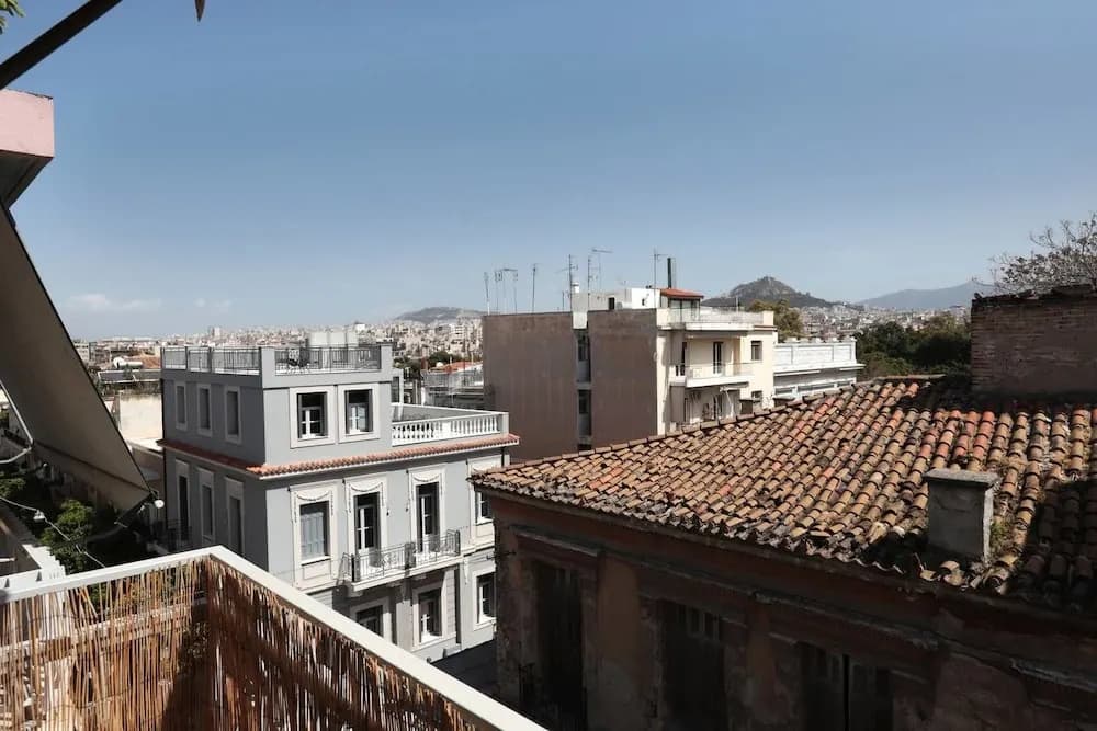 Romantic Apt with Penthouse & Acropolis View - photo 14