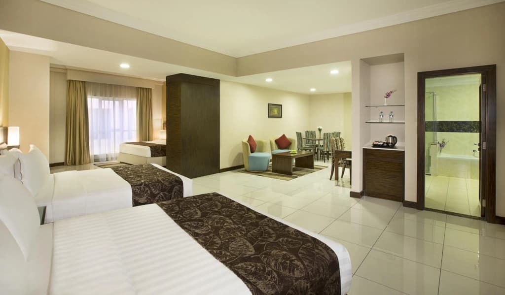 Gateway Hotel - photo 7