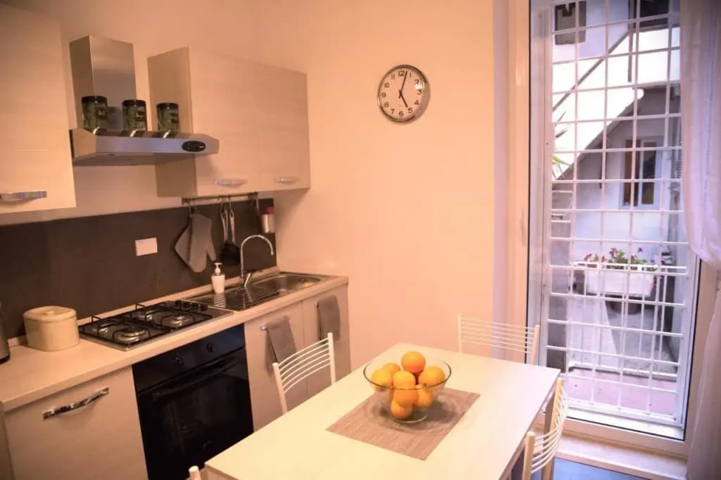 H-Aviva Giubbonari Apartment - photo 17