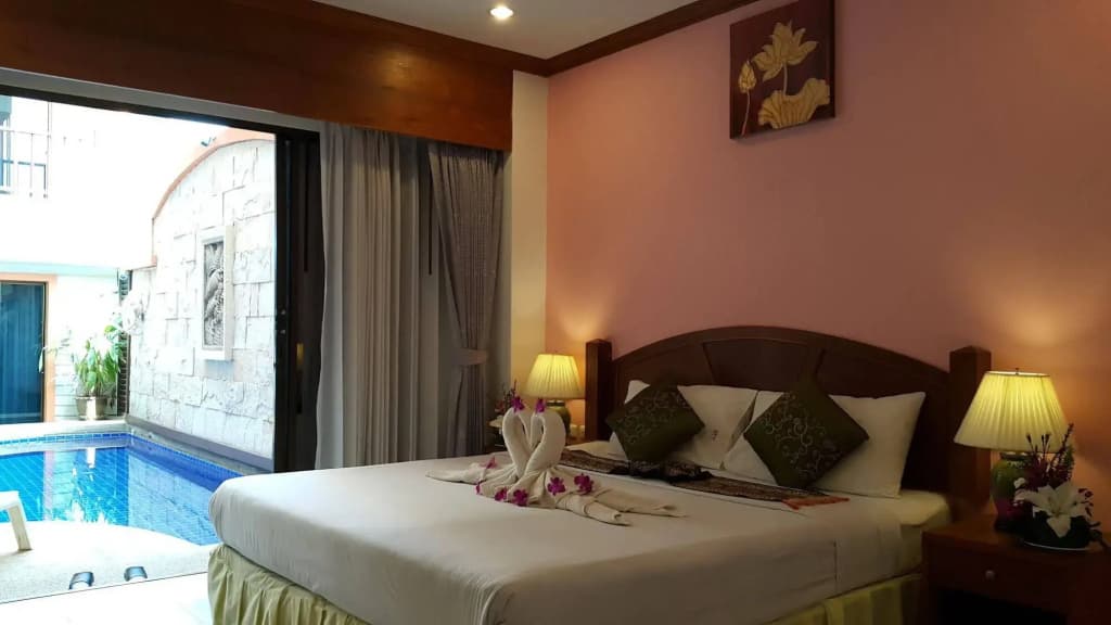 MT Hotel Patong - photo 6