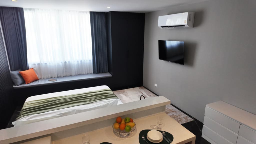 Sunset Noir Studio at Nai Harn Beach Flat - photo 21