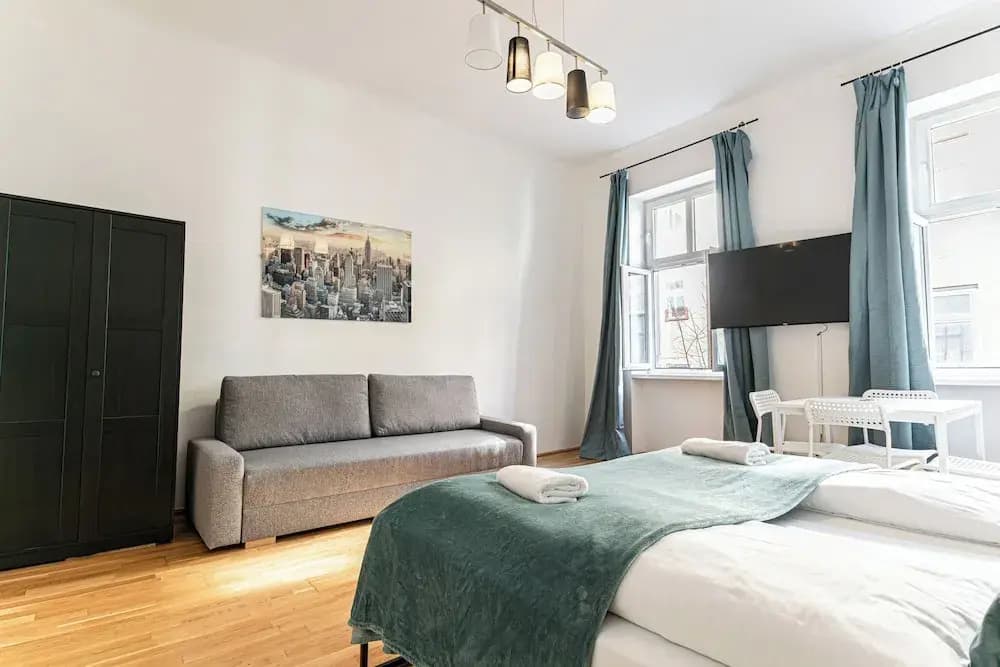 Charming 1BR Apt 15 Min to Vienna - photo 5