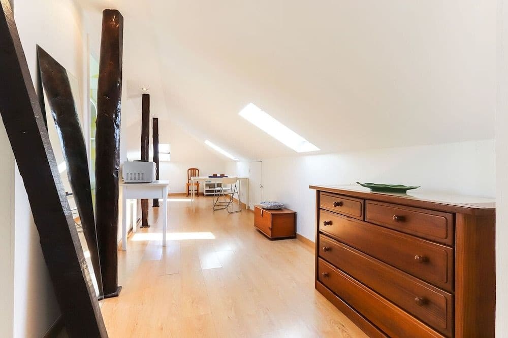 Sunny Attict Loft by Homing - photo 11