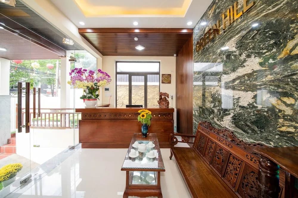Green Hill Hotel - main photo