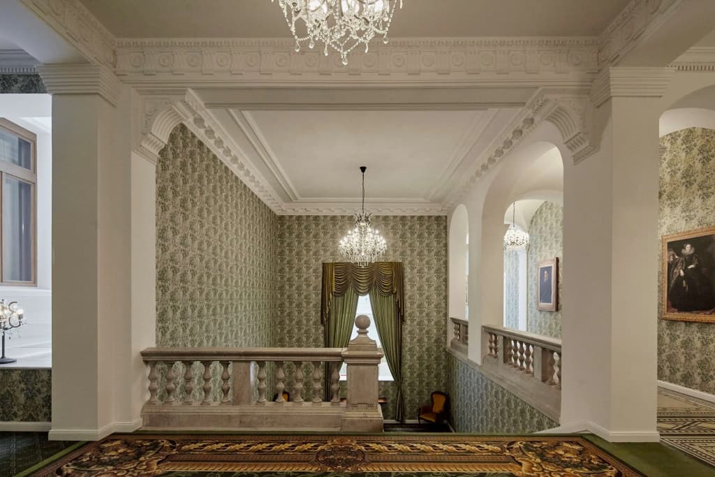 Mystery Hotel Budapest, Preferred Hotels & Resorts - photo 2